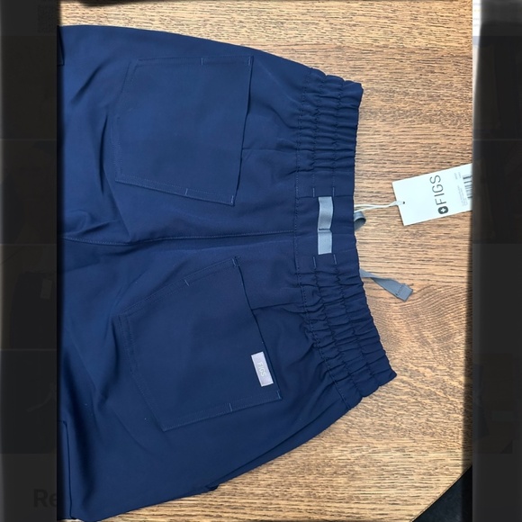 FIGS, High Waisted Dowa Scrub Pants, Petite, XXS, Navy Blue, New With Tags - Picture 6 of 6